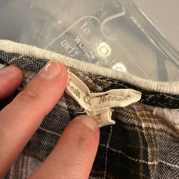 Hem & Thread top - cream and plaid accent - Picture 3 of 3